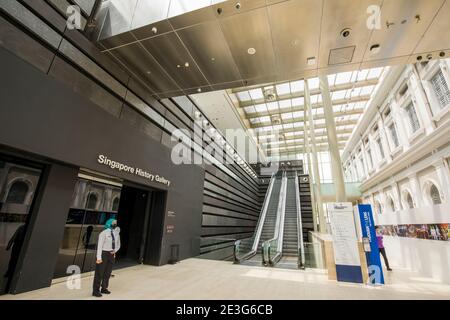 Singapur 17. Jan 2021: Die Singapore History Gallery im National Museum of Singapore, die der Geschichte Singapurs gewidmet ist. Stockfoto