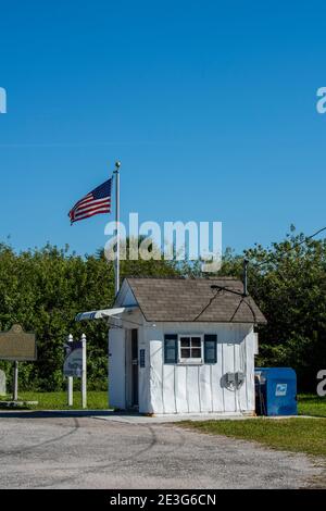 Ochopee, Florida. Das Ochopee Post Office in den Everglades ist das kleinste Postamt in den Vereinigten Staaten. Stockfoto