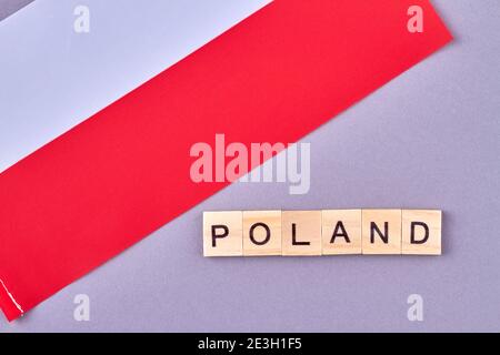 Polen mit Holzblöcken geschrieben. Stockfoto