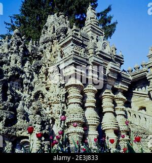 Idealer Palast - Le Palais Idéal, von Facteur Cheval, Auberives, Rhone, Frankreich, 1972 Stockfoto