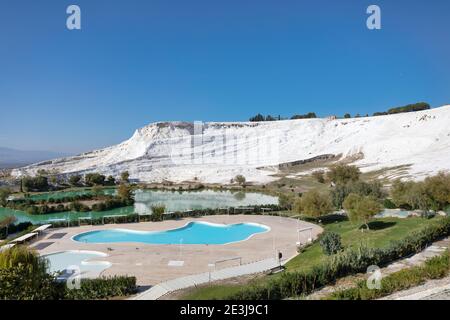 Badeorte von Travertine in Pamukkale Stockfoto