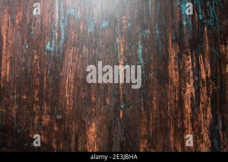 Flach lagen verwitterten Holzhintergrund. Draufsicht, selektiver Fokus. Stockfoto