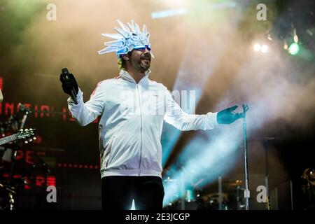 Skanderborg, Dänemark. August 2017. Die britische Funk-Band Jamiroquai spielt ein Live-Konzert während des dänischen Musikfestivals SmukFest 2017 in Skanderborg. Hier ist Sänger und Songwriter Jay Kay live auf der Bühne zu sehen. (Foto: Gonzales Photo - Lasse Lagoni). Stockfoto