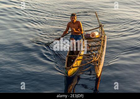 Outrigger Canoe auf der Yanaba Island, Papua-Neuguinea Stockfoto