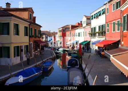 Blick auf den Kanal, Burano, Venedig, Italien Stockfoto