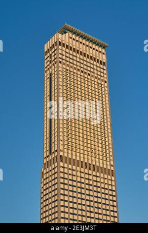 Osaka, Japan - 29. September 2017: Der Wolkenkratzer des Rinku Gate Tower Building, das dritthöchste Gebäude Japans, befindet sich in Rinku Town, Izumisano, Osaka, Stockfoto