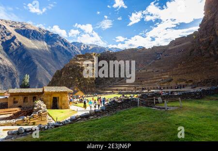 Ollantaytambo, eine archäologische Stätte der Inka im Heiligen Tal in Urubamba, Region Cusco, Südperu Stockfoto