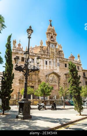 Kirche von Saint Johns in Valencia, Spanien an einem Sommertag Stockfoto