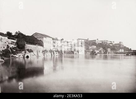 Oldtimer-Foto aus dem 19. Jahrhundert: Cloaca Maxima, große Kanalisation oder Abfluss, Rom, Italien. Stockfoto