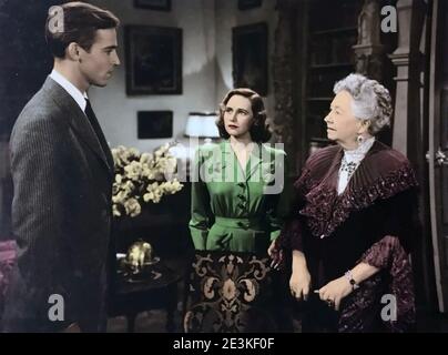 MRS MINIVER 1942 MGM Film mit von links: Walter Pigeon, Greer Garson, Dame May Whitty Stockfoto