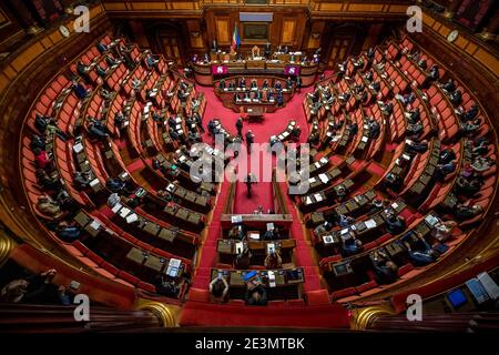 Rom, Italien. Januar 2021. Ein allgemeiner Blick bei den Informationen im Senat über die Regierungskrise. Rom (Italien), 19. Januar 2021 Photo Pool Antonio Masiello/Insidefoto Kredit: Insidefoto srl/Alamy Live News Stockfoto