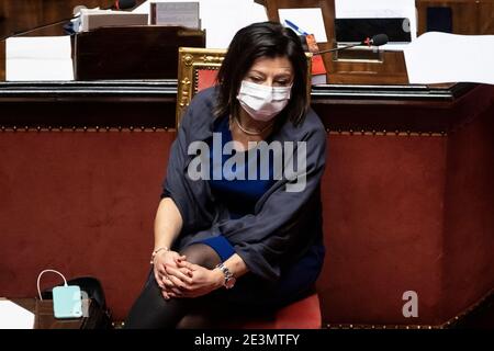 Rom, Italien. November 2020. Die Verkehrsministerin Paola De Micheli bei der Information im Senat über die Regierungskrise. Rom (Italien), 19. Januar 2021 Photo Pool Francesco Fotia/Insidefoto Credit: Insidefoto srl/Alamy Live News Stockfoto