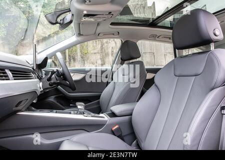 Hongkong, China Nov 24, 2020 : Audi A4 Avant 2020 Interior Nov 24 2020 in Hongkong. Stockfoto