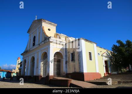 Kirche der Heiligen Dreifaltigkeit auf der Plaza Mayor in Trinidad auf Kuba Stockfoto