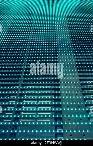 LED Outdoor Media Fassade, Digital Signage Bildschirm. Außenfassade Licht, Wand LED Pixel Licht, Architektur Medien Lichter Stockfoto