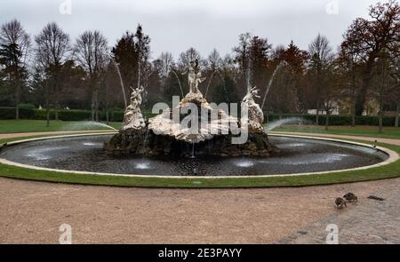 Der Brunnen der Liebe auf dem Gelände von Cliveden Taplow Maidenhead Buckinghamshire England Großbritannien Stockfoto