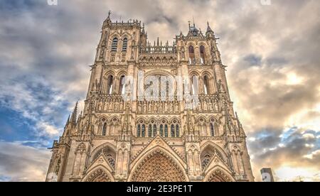 Amiens Kathedrale, HDR Bild Stockfoto