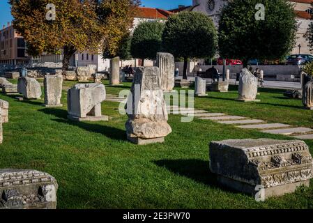 Archäologische Überreste des Forum Romanum, Altstadt, Zadar, Dalmatien, Kroatien Stockfoto