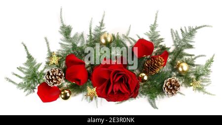 Cristmas Dekoration Banner mit Rosen und Rosenblättern Panorama isoliert Auf weißem Hintergrund Stockfoto