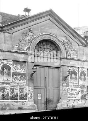 Manufacture des Tabacs (ancienne) mit der Herstellung von Gros-Caillou - Porte - Paris 07 - Médiathèque de l'architecture et du patrimoine Stockfoto