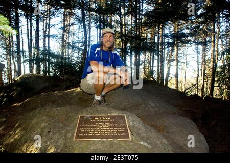 NC00259-00...NORTH CAROLINA - Wandern auf dem Gipfel von Big Tom auf dem Black Mountain Crest Trail im Mount Mitchell State Park. Stockfoto