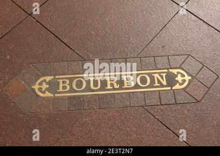 Bourbon Street Bürgersteig Schild Stockfoto