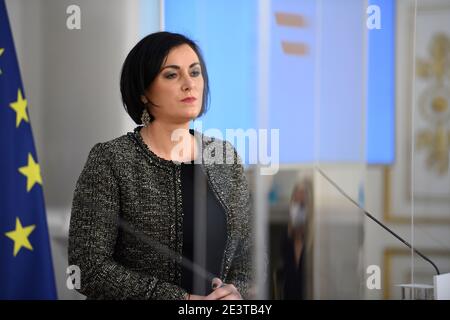 Wien, Österreich. 19. Januar 2021. Pressekonferenz mit Tourismusministerin Elisabeth Köstinger (ÖVP) zum Thema "Aktuelle Fragen zur Beschäftigung im Tourismus". Stockfoto