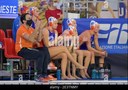 Triest, Italien. Januar 2021. Triest, Italien, Bundeszentrum B. Bianchi, 20. Januar 2021, Niederländische Mannschaften während der Frauen Wasserball Olympic Game Qualification Tournament 2021 - Holland vs Italien - Olympische Spiele Credit: Marco Todaro/LPS/ZUMA Wire/Alamy Live News Stockfoto