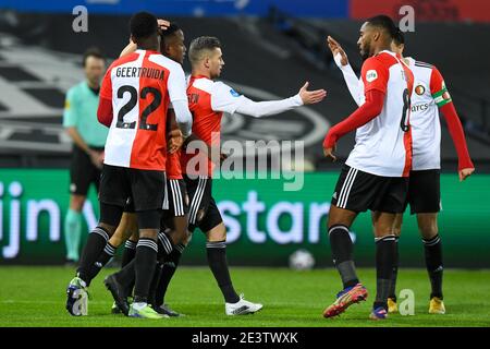 Rotterdam, Niederlande. Januar 2021. ROTTERDAM, NIEDERLANDE - JANUAR 20: Lutsharel Geertruida von Feyenoord, Bryan Linssen von Feyenoord, Luis Sinisterra von Feyenoord, Jens Toornstra von Feyenoord, Leroy Fer von Feyenoord, Steven Berghuis von Feyenoord beim niederländischen KNVB-Pokalspiel zwischen Feyenoord und Herakles Almelo am 2021. Januar 20 in De Kuip Rotterdam (Foto von Yannick Verhoeven/Orange Pictures/Alamy Live News) Stockfoto