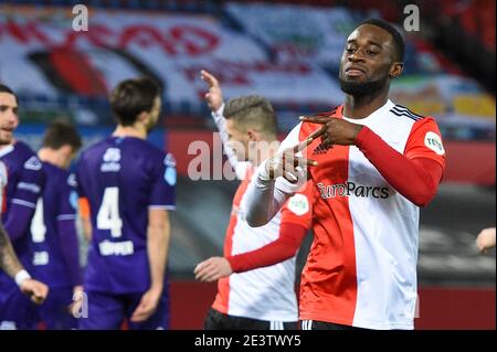 Rotterdam, Niederlande. Januar 2021. ROTTERDAM, NIEDERLANDE - JANUAR 20: Lutsharel Geertruida von Feyenoord feiert sein Tor beim niederländischen KNVB-Pokalspiel zwischen Feyenoord und Heracles Almelo am 20. Januar 2021 in De Kuip in Rotterdam, Niederlande (Foto: Yannick Verhoeven/Orange Pictures/Alamy Live News) Stockfoto