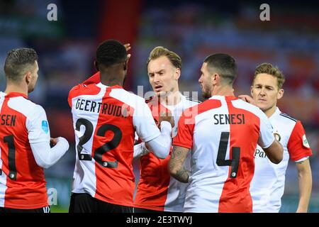 Rotterdam, Niederlande. Januar 2021. ROTTERDAM, NIEDERLANDE - JANUAR 20: Lutsharel Geertruida von Feyenoord, Bryan Linssen von Feyenoord, Mark Diemers von Feyenoord, Marcos Senesi von Feyenoord, Jens Toornstra von Feyenoord während des niederländischen KNVB Cup-Spiels zwischen Feyenoord und Herakles Almelo am 20. Januar 2021 in Rotterdam, Niederlande (Foto by Yannick/News) Stockfoto