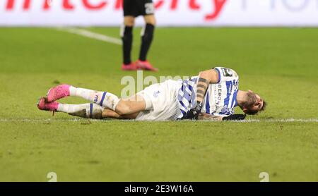 Stadt Duisburg, Deutschland. 20. Jan 2021. firo: 20.01.2021, Fußball, 3. Bundesliga, Saison 2020/2021, MSV Duisburg - 1.FC Magdeburg MSV Dominik Schmidt, Verletzung, verletzt, Nutzung weltweit Credit: dpa/Alamy Live News Stockfoto