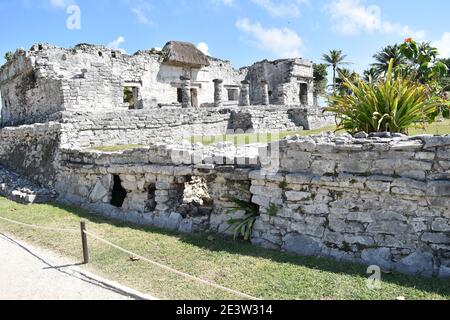 Säulenhaus in den Maya-Ruinen in Tulum, Yucatan, Mexiko Stockfoto