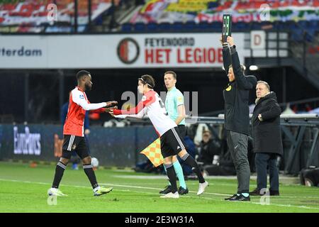 ROTTERDAM, NIEDERLANDE - JANUAR 20: Lutsharel Geertruida von Feyenoord, Jordy Wehrmann von Feyenoord beim niederländischen KNVB-Pokalspiel zwischen Feyenoord Stockfoto