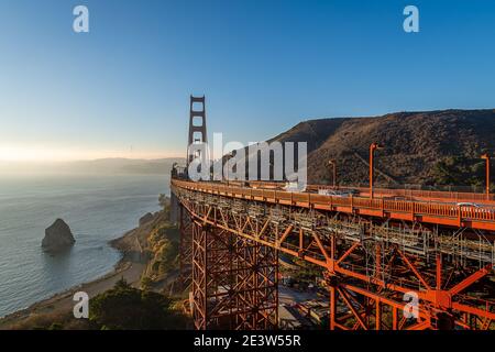 Blick auf die Golden Gate Bridge vom Vista Point Stockfoto