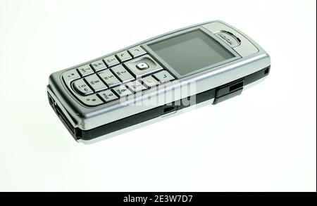 Norwich, Norfolk, Großbritannien - Januar 20 2021. Ein illustratives redaktionelles Nahaufnahme-Foto eines Retro-Nokia 3210-Mobiltelefons Stockfoto