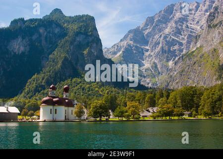 Kirche St. Bartholomäus St. Bartholomäus Kirche am K nigssee, Nationalpark Berchtesgaden, Bayern Stockfoto