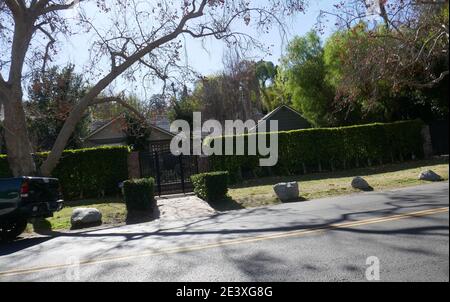 Sherman Oaks, California, USA 20. Januar 2021 EINE allgemeine Sicht auf die Atmosphäre der ehemaligen Heimat der Schauspielerin Shelley Duvall auf 13280 Valley Vista Blvd am 20. Januar 2021 in Sherman Oaks, Kalifornien, USA. Foto von Barry King/Alamy Stockfoto Stockfoto