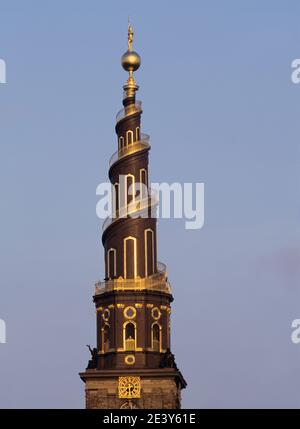 Außentreppe am Turm der Vor Frelsers Kirke (Kirche des Erlösers), Copenhagen Stockfoto