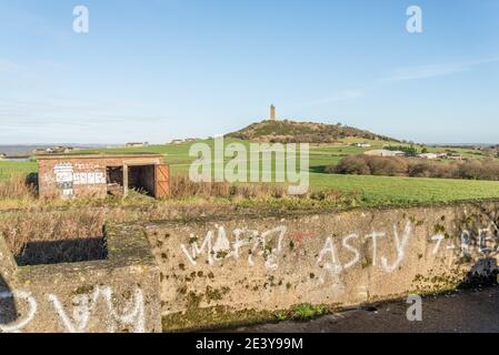 Verlassene Flak Bunker in der Nähe von Castle Hill, Huddersfield, West Yorkshire, England, Großbritannien Stockfoto