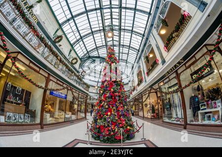 Wayfarers Arcade (früher Leyland Arcade und Burton Arcade) ein denkmalgeschütztes Gebäude in der Lord St in der Küstenstadt Southport, Merseyside Stockfoto