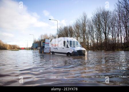 Trunk Road, Middlesbrough, Großbritannien. Donnerstag, 21. Januar 2021: Sturm Christoph hat Teile von Teeside und Cleveland über Nacht und durch diese m geschlagen Stockfoto