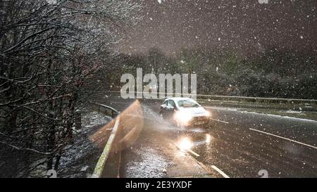 Middlesbrough, Teeside, Großbritannien. Donnerstag, 21. Januar 2021: Sturm Christoph wird heute Abend Teile des Vereinigten Königreichs als der heftige Regen und jetzt Schnee schlagen Stockfoto