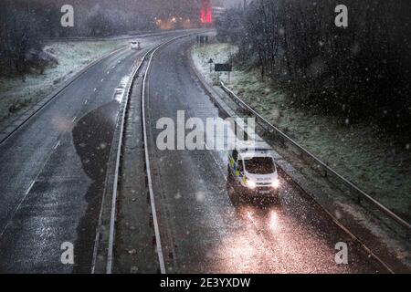 Middlesbrough, Teeside, Großbritannien. Donnerstag, 21. Januar 2021: Sturm Christoph wird heute Abend Teile des Vereinigten Königreichs als der heftige Regen und jetzt Schnee schlagen Stockfoto