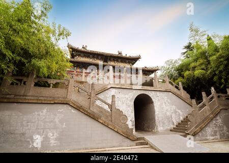 Der Tempel des Weißen Pferdes ist der erste von der Regierung geführte Tempel, der nach der Einführung des Buddhismus in China, Luoyang, China, errichtet wurde. Stockfoto