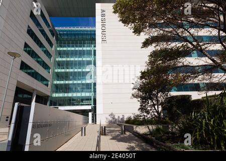 Canberra. Januar 2021. Das Foto vom 21. Januar 2021 zeigt das Gebäude des Australian Bureau of Statistics (ABS) in Canberra, Australien. Die Erholung Australiens von der Coronavirus-Pandemie hat sich fortgesetzt, da die Arbeitslosenquote des Landes auf 6.6 Prozent gesunken ist. Nach Daten, die vom Australian Bureau of Statistics (ABS) am Donnerstag veröffentlicht, 50,000 Australier gewonnen Beschäftigung zwischen November und Dezember 2020, was zu einem 0.2 Prozent Rückgang der Arbeitslosigkeit von 6.8 Prozent im November. Quelle: Chu Chen/Xinhua/Alamy Live News Stockfoto