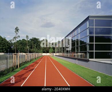 Sportschulzentrum Dresden, deutschland, deutschland, Germania, Alemania Architekt: Meyer und Bassin 2007, Neubau Schule und Sporthalle Stockfoto