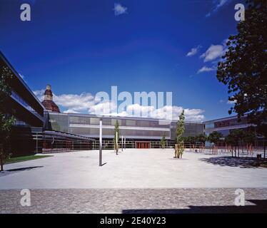 Sportschulzentrum Dresden, deutschland, deutschland, Germania, Alemania Architekt: Meyer und Bassin 2007, Neubau Schule und Sporthalle Stockfoto