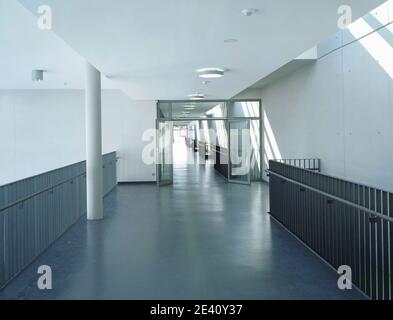 Sportschulzentrum Dresden, deutschland, deutschland, Germania, Alemania Architekt: Meyer und Bassin 2007, Neubau Schule und Sporthalle Stockfoto