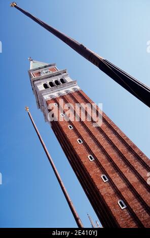 Campanile, Markusplatz, Venedig Stockfoto